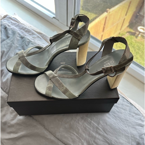 Gucci Snakeskin Sandal - Picture 2 of 5